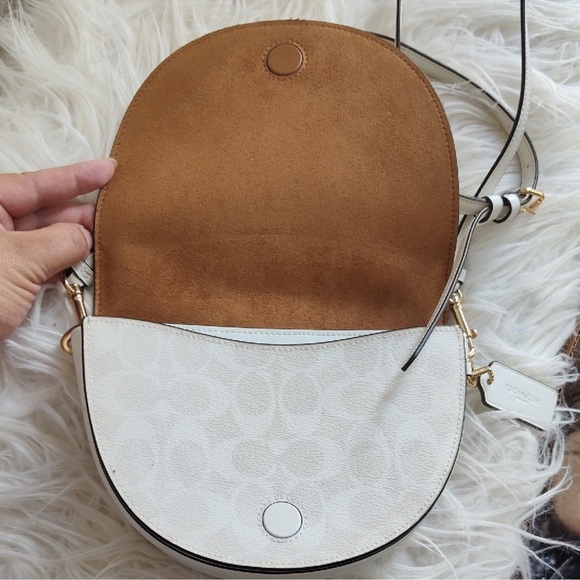 Coach Cream Ellen Crossbody Bag with Gold-Tone Hardware w/COA - Picture 13 of 17